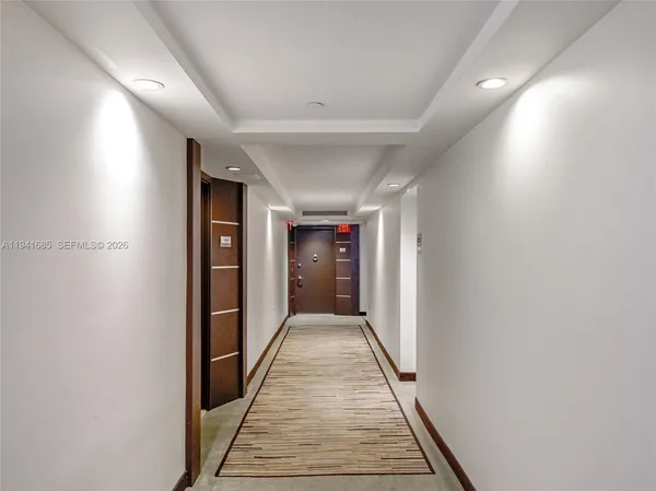 $669,000 | 5701 Collins Avenue, Unit 1415, Miami Beach, FL 33140