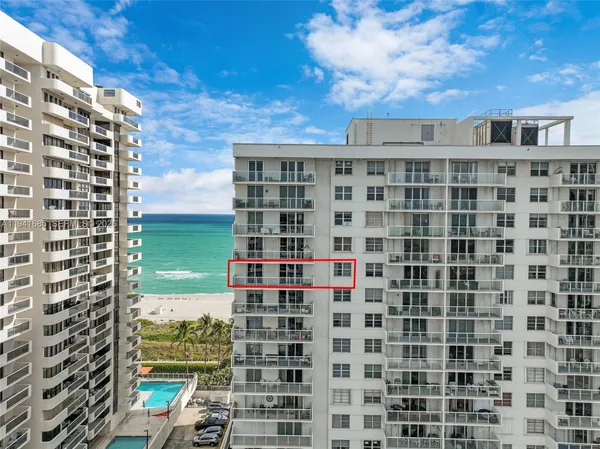 $669,000 | 5701 Collins Avenue, Unit 1415, Miami Beach, FL 33140