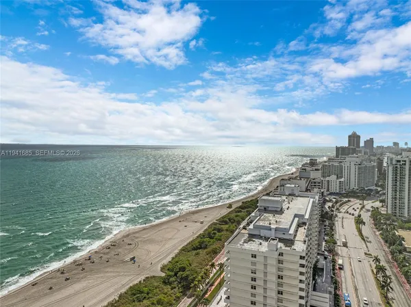 $669,000 | 5701 Collins Avenue, Unit 1415, Miami Beach, FL 33140