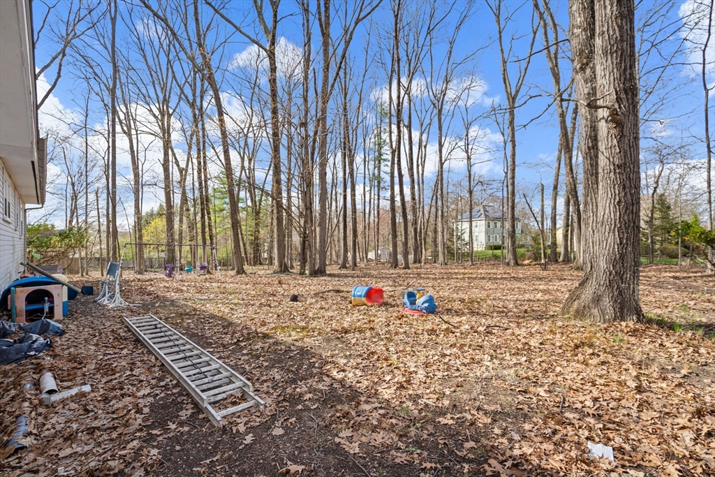 53 Little Turnpike Road Shirley, MA 01464 - Photo 28 of 32