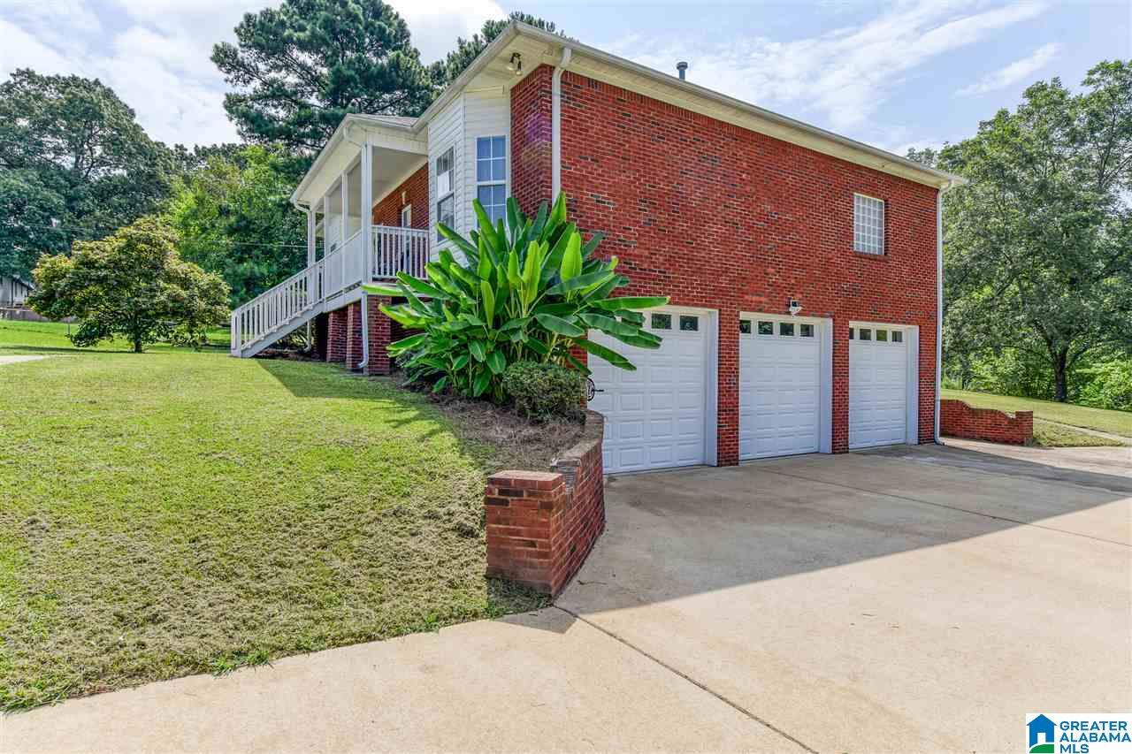 321 9th Street Pleasant Grove, AL 35127 - Photo 3 of 46