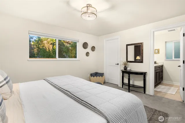 $985,000 | 3410 Northeast 202nd Street, Lake Forest Park, WA 98155