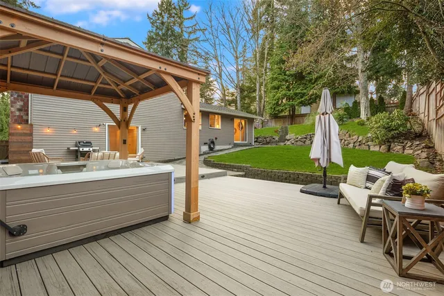 $985,000 | 3410 Northeast 202nd Street, Lake Forest Park, WA 98155