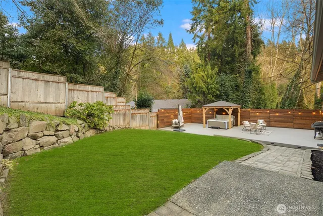 $985,000 | 3410 Northeast 202nd Street, Lake Forest Park, WA 98155