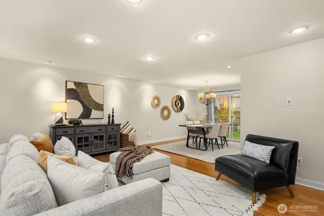 $985,000 | 3410 Northeast 202nd Street, Lake Forest Park, WA 98155