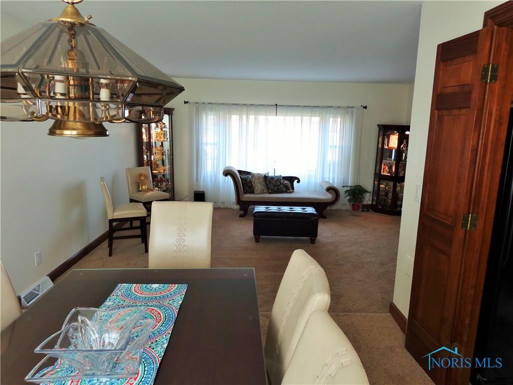 7035 Sandy Springs Road Maumee, OH 43537 - Photo 5 of 23 Gallery Image 5