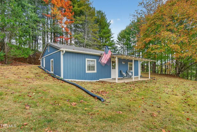 $295,000 | 21468 Mandalay Lane, Abingdon, VA 24211