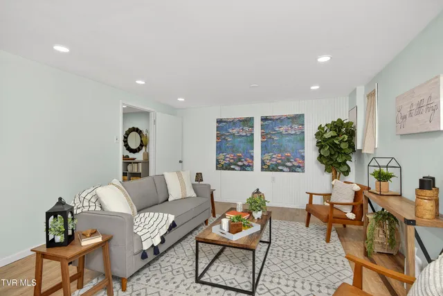 $295,000 | 21468 Mandalay Lane, Abingdon, VA 24211