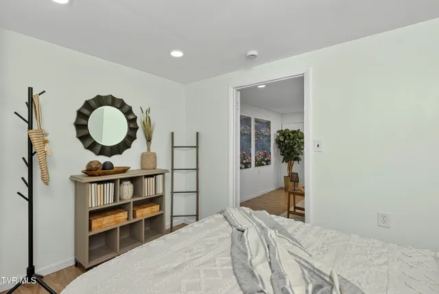 $295,000 | 21468 Mandalay Lane, Abingdon, VA 24211