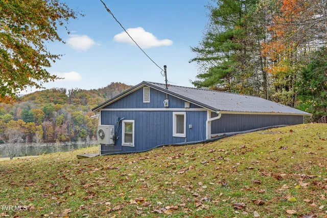 $295,000 | 21468 Mandalay Lane, Abingdon, VA 24211