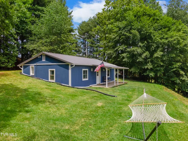 $295,000 | 21468 Mandalay Lane, Abingdon, VA 24211