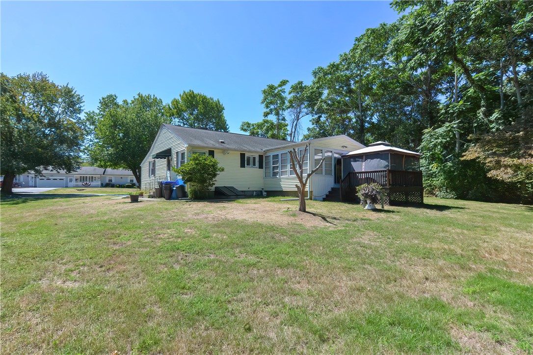 194 Schoolhouse Road Warren, RI 02885 - Photo 27 of 36 Gallery Image 27