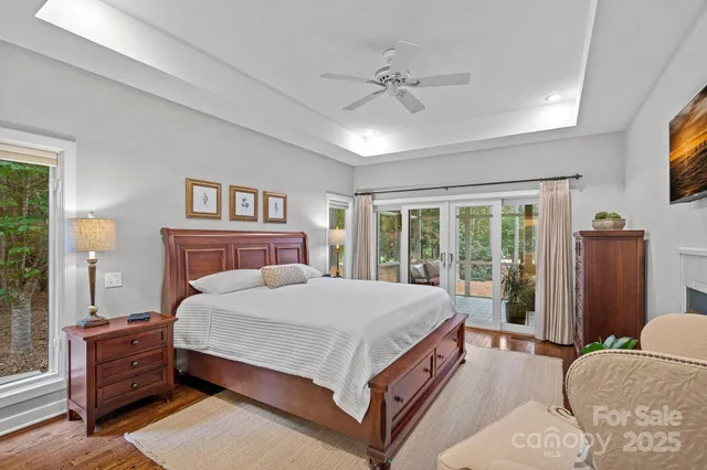 $898,999 | 176 Yadkin Falls, New London, NC 28127