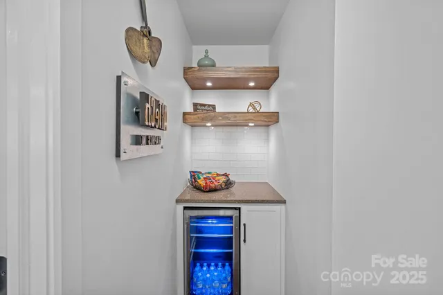 $898,999 | 176 Yadkin Falls, New London, NC 28127