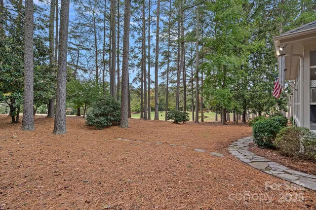 $898,999 | 176 Yadkin Falls, New London, NC 28127