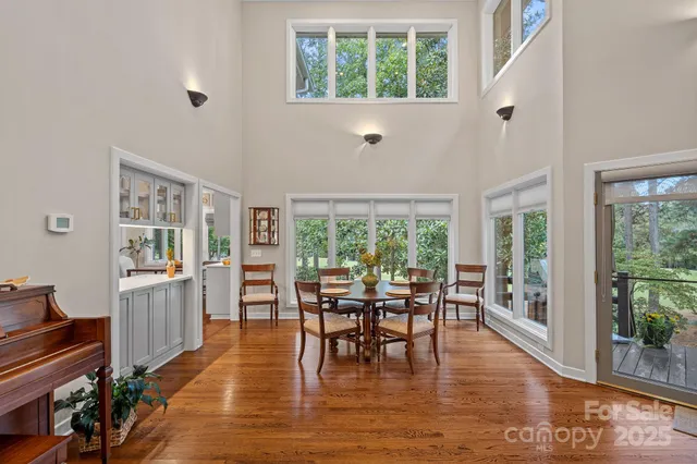 $898,999 | 176 Yadkin Falls, New London, NC 28127