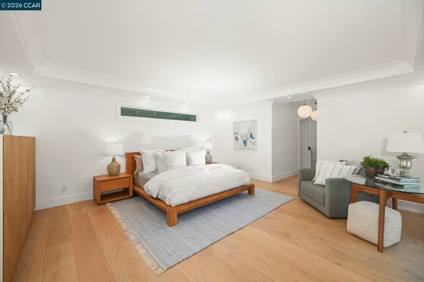 a bathroom with double vanity sinks and a mirror