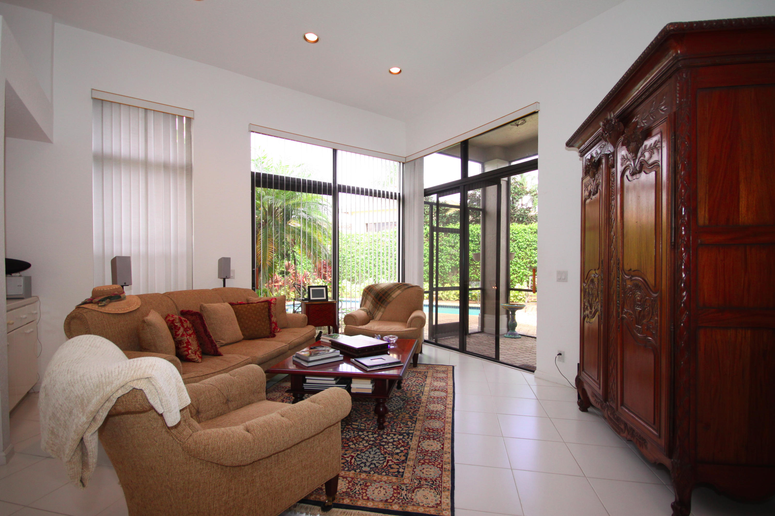 2467 Northwest 63rd Street Boca Raton, FL 33496 - Photo 3 of 38 Great room