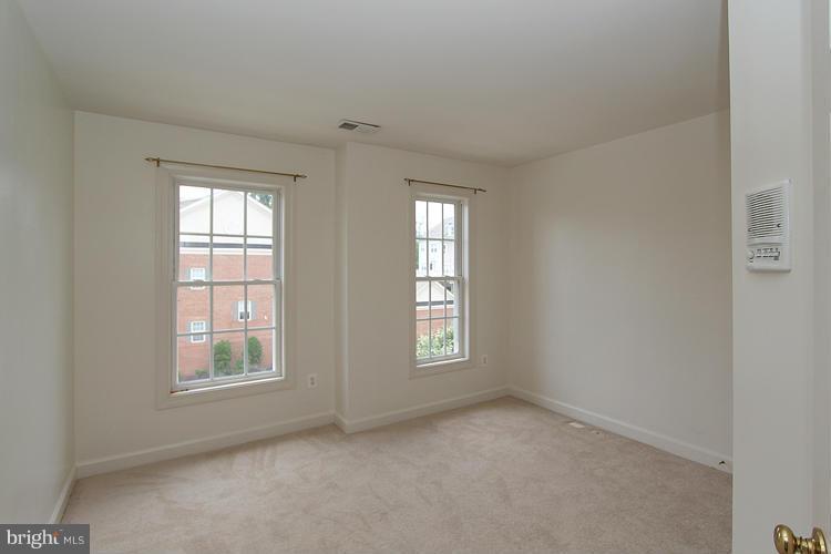 23601 Public House Road Clarksburg, MD 20871 - Photo 23 of 30 Bedroom 1