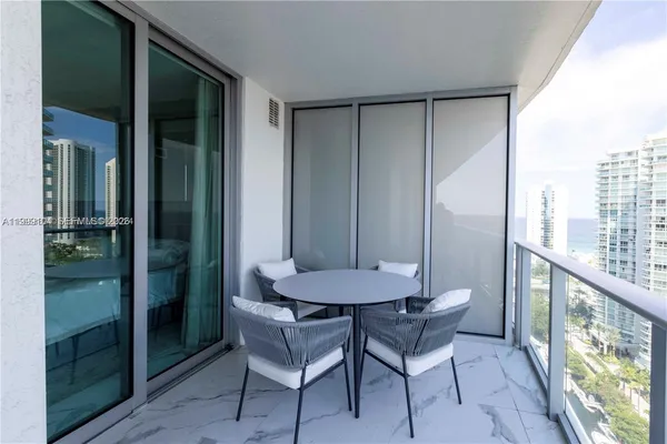 $6,700 | 300 Sunny Isles Boulevard, Unit 42006, Sunny Isles Beach, FL 33160