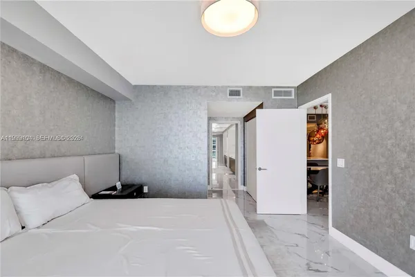 $6,700 | 300 Sunny Isles Boulevard, Unit 42006, Sunny Isles Beach, FL 33160