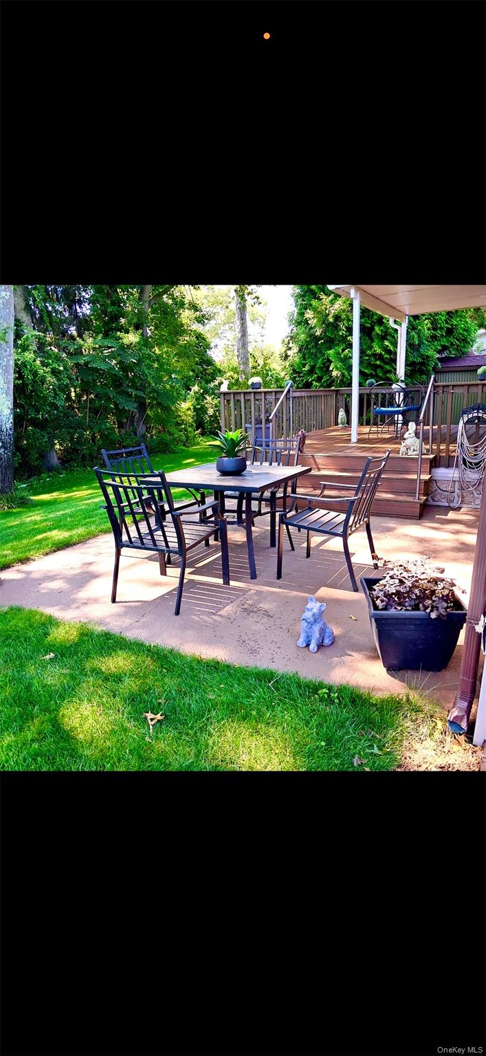 1661 Old Country Road, Unit 476 Riverhead, NY 11901 - Photo 7 of 25 Gallery Image 7