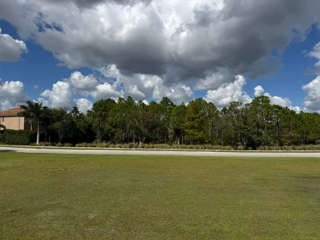 $319,000 | 121 Southeast San Priverno, Port St. Lucie, FL 34984