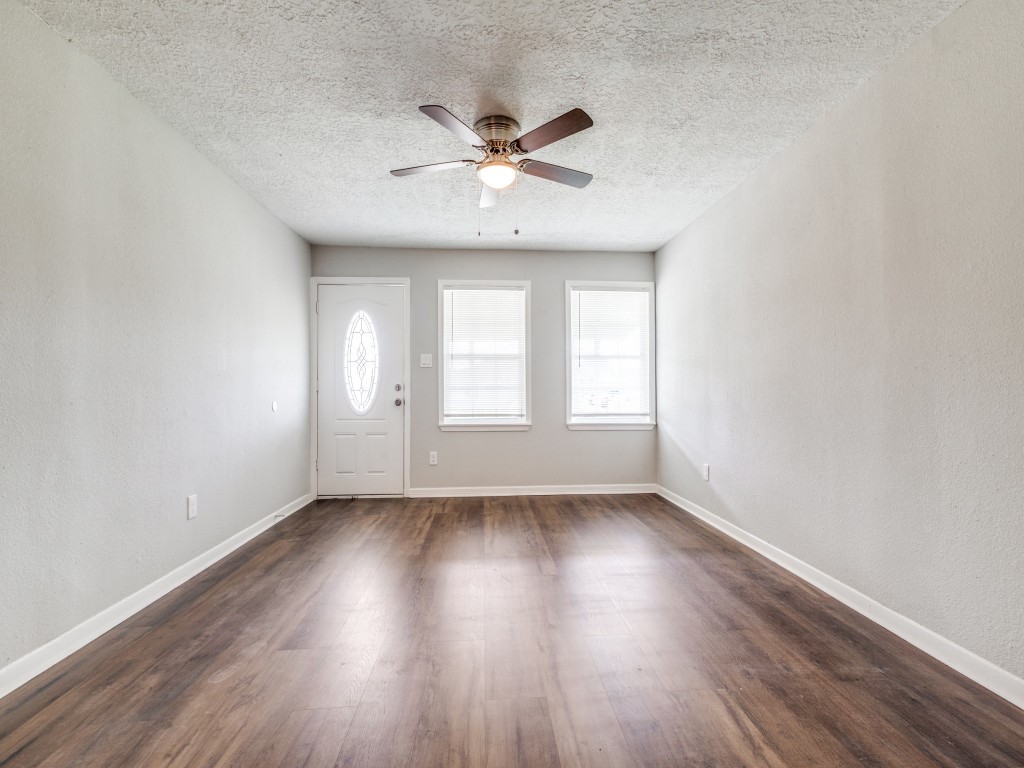 411 Gober Street Houston, TX 77017 - Photo 6 of 26