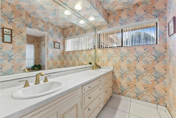 $620,000 | 7665 Sierra Drive West, Boca Raton, FL 33433