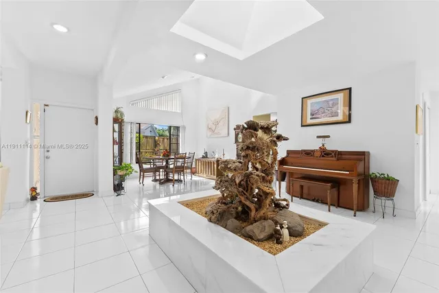 $620,000 | 7665 Sierra Drive West, Boca Raton, FL 33433