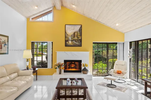 $620,000 | 7665 Sierra Drive West, Boca Raton, FL 33433