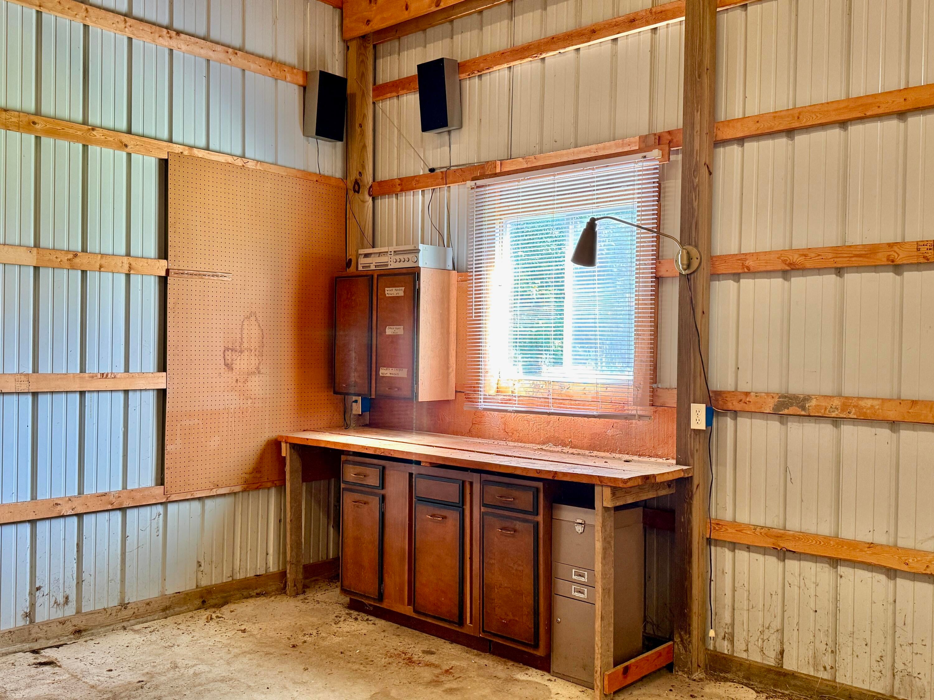 3141 Gratiot Road Indian River, MI 49749 - Photo 4 of 45 Gallery Image 4