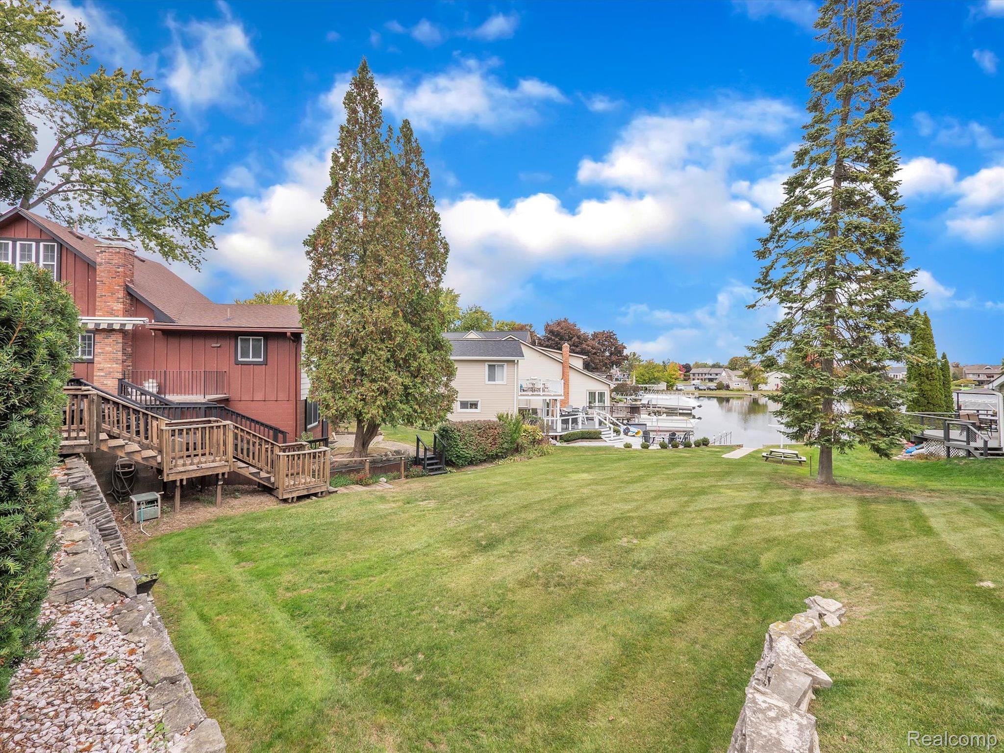 222 Heights Road Lake Orion, MI 48362 - Photo 7 of 69 Gallery Image 7