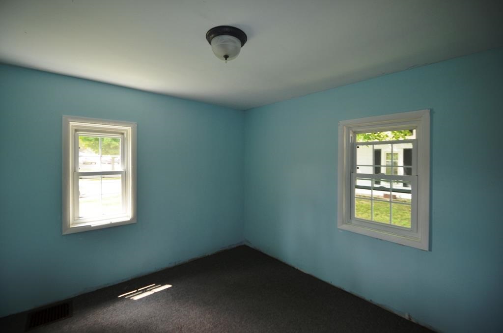 612 North 3rd Street Decatur, IN 46733 - Photo 4 of 21