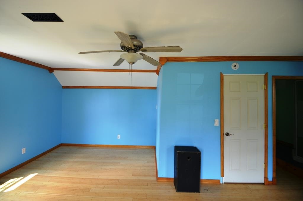 612 North 3rd Street Decatur, IN 46733 - Photo 9 of 21