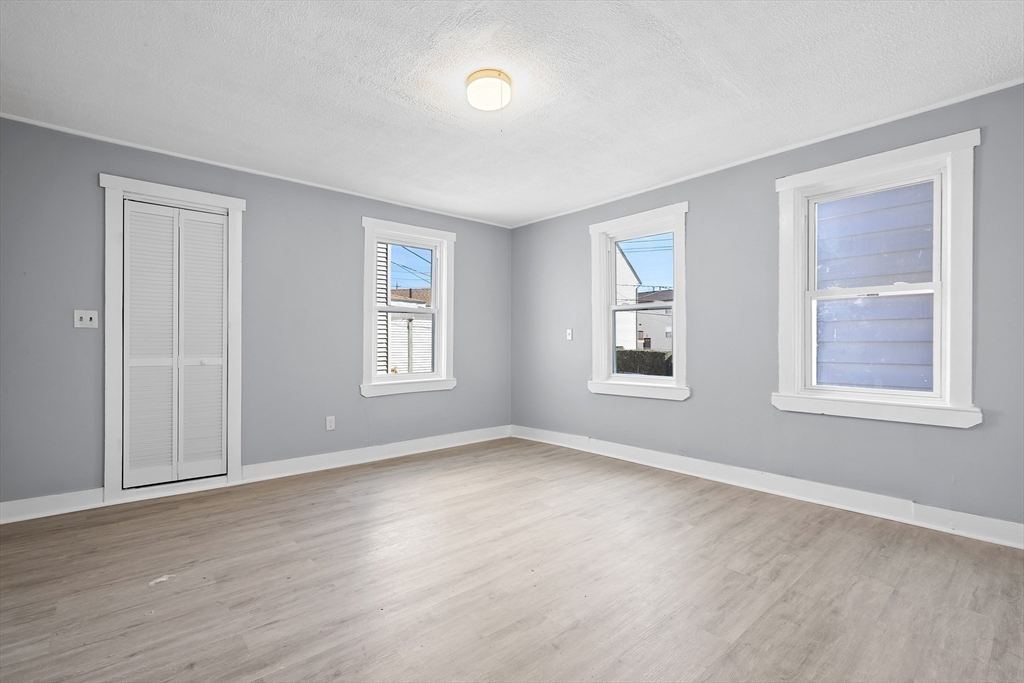 506 Peckham Street Fall River, MA 02721 - Photo 14 of 42