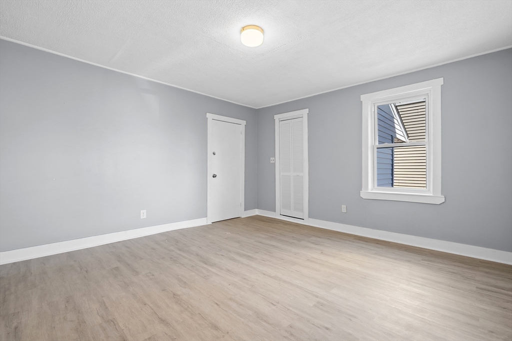 506 Peckham Street Fall River, MA 02721 - Photo 15 of 42