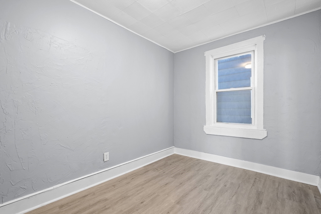 506 Peckham Street Fall River, MA 02721 - Photo 18 of 42