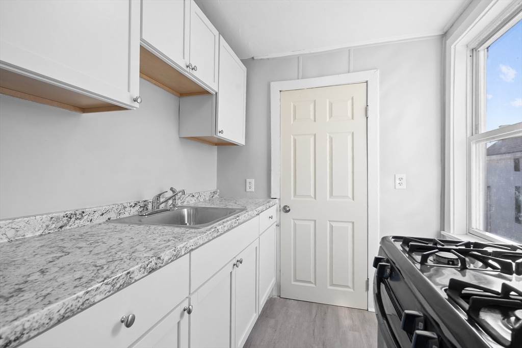 506 Peckham Street Fall River, MA 02721 - Photo 23 of 42