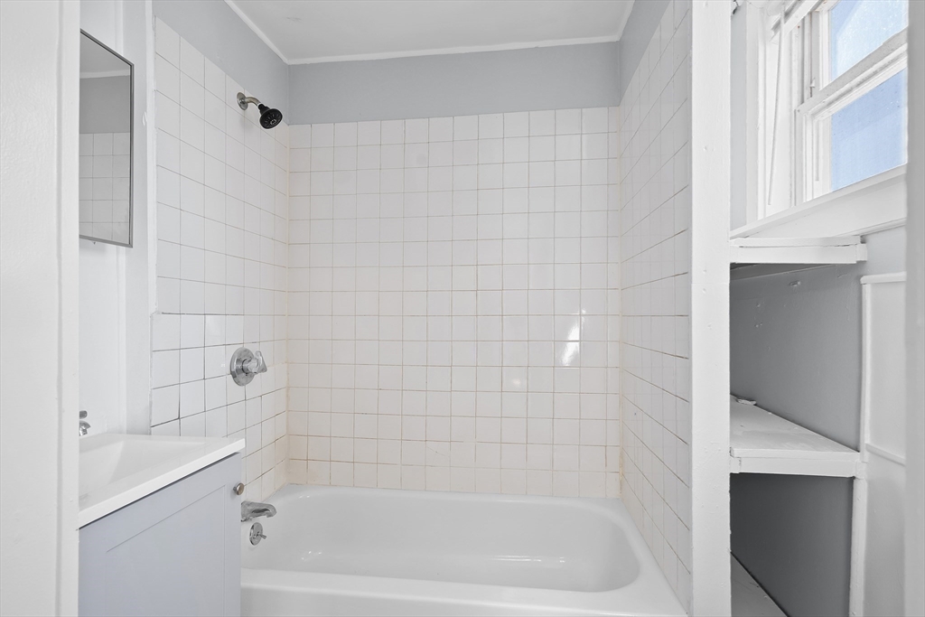 506 Peckham Street Fall River, MA 02721 - Photo 26 of 42