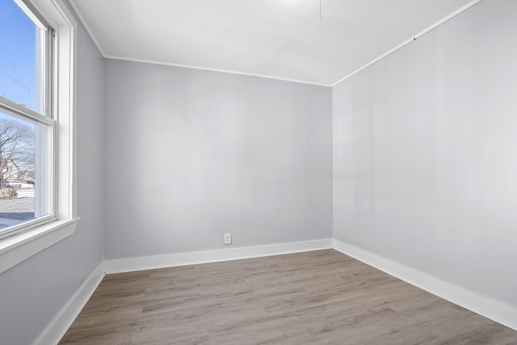 506 Peckham Street Fall River, MA 02721 - Photo 29 of 42