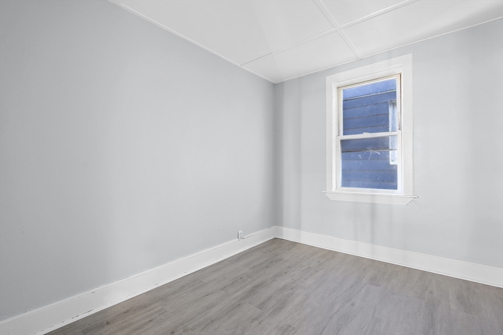 506 Peckham Street Fall River, MA 02721 - Photo 31 of 42