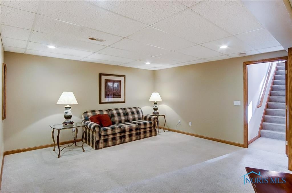 8224 Farnsworth Road Waterville, OH 43566 - Photo 25 of 36 Gallery Image 25