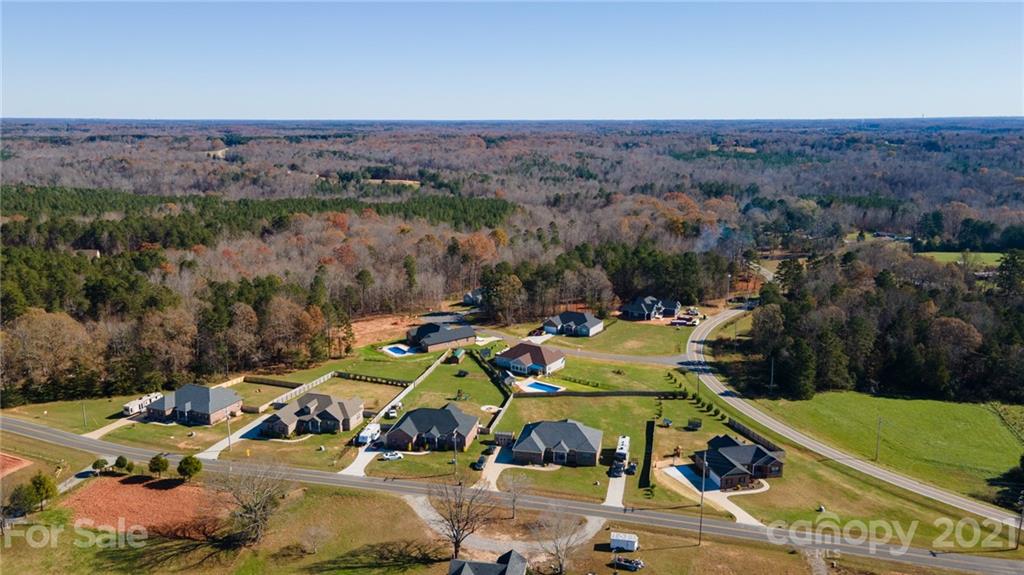 10 Wingate Hill Road Denver, NC 28037 - Photo 1 of 35 Gallery Image 1