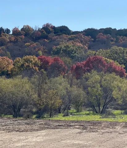 $799,999 | 748 County Road, Poolville, TX 76487