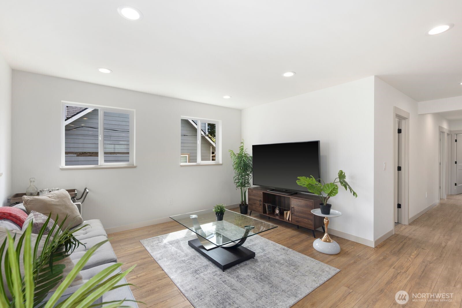1249 Southwest 151st Street Seattle, WA 98166 - Photo 6 of 38