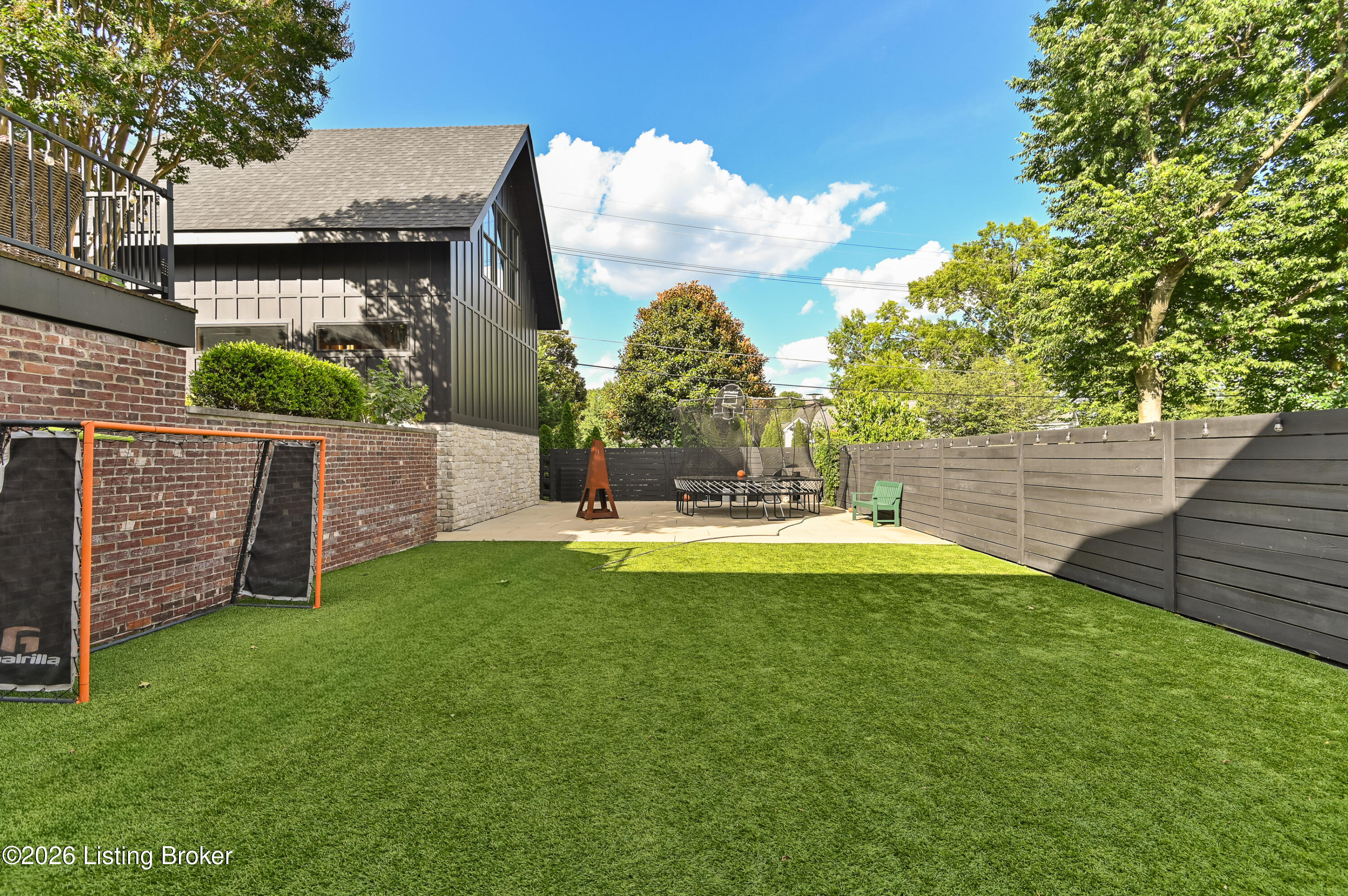 609 Briar Hill Road Louisville, KY 40206 - Photo 81 of 82 112 20260619-0674