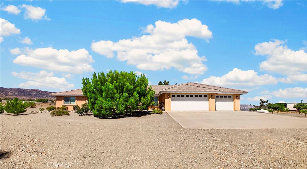 10624 Nugget Road Phelan, CA 92371 - Photo 2 of 70