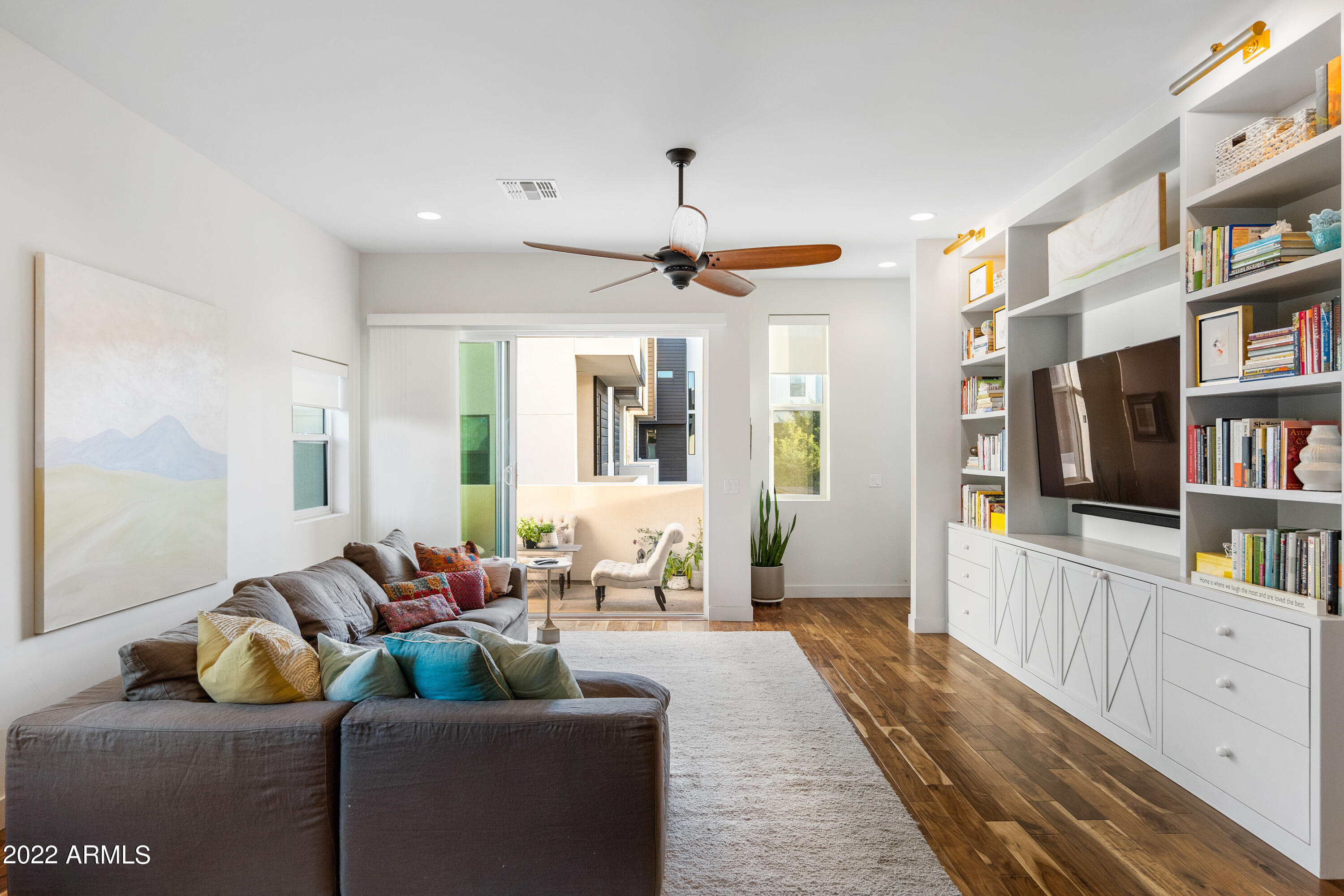 325 East Coronado Road, Unit 9 Phoenix, AZ 85004 - Photo 2 of 43 living room & balcony