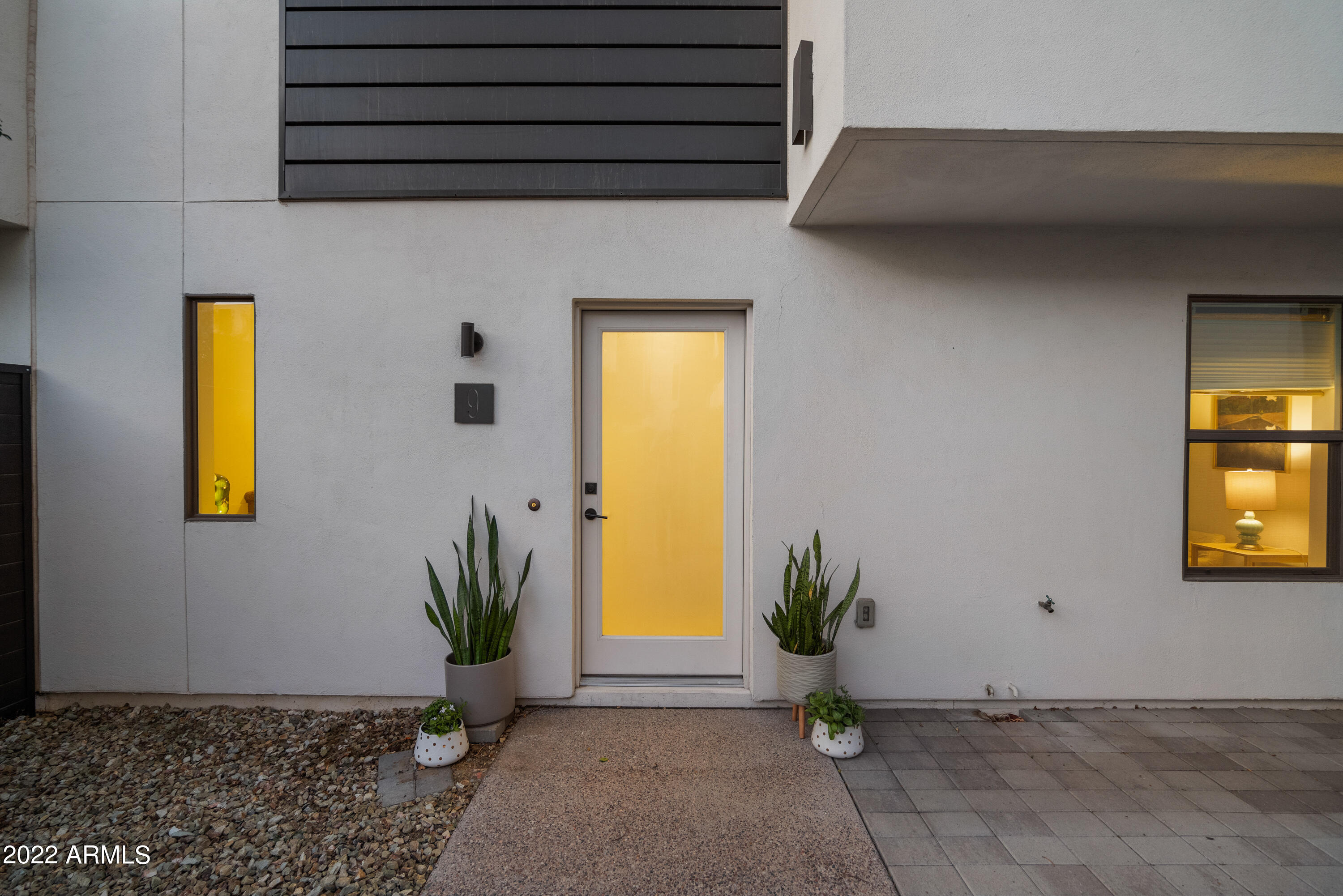 325 East Coronado Road, Unit 9 Phoenix, AZ 85004 - Photo 33 of 43 front entry patio
